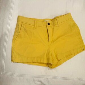 Excellent condition Market & Spruce sunny yellow shorts. Women's size 8